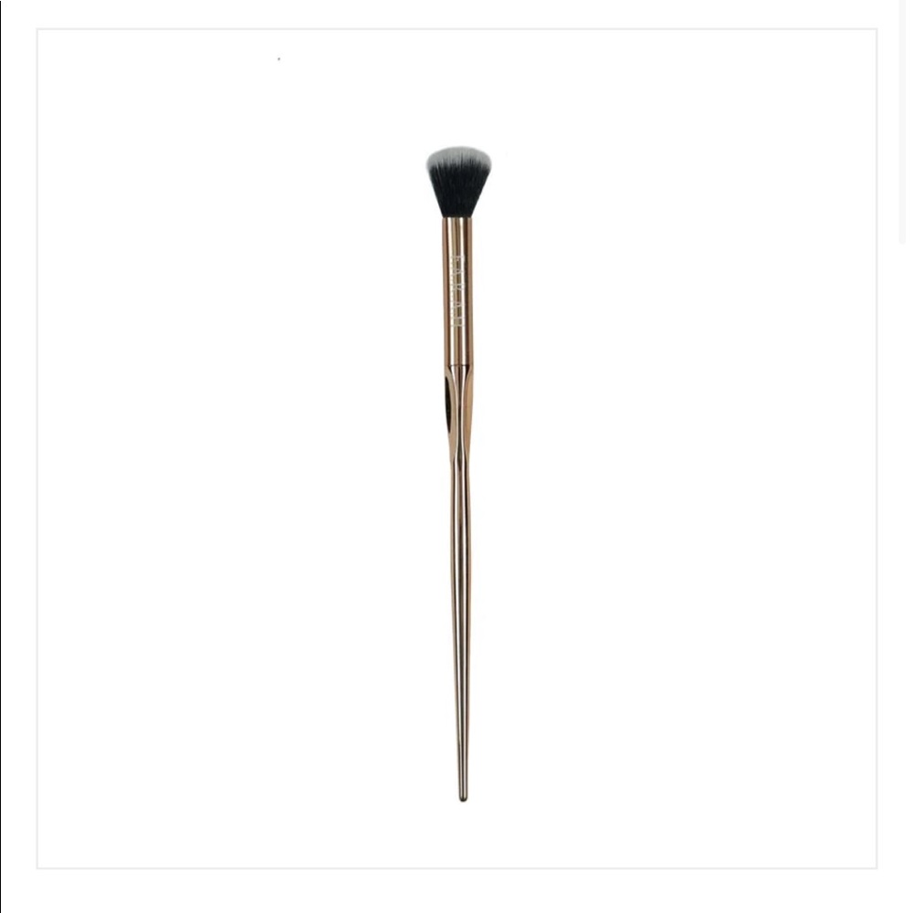 FARAH tapered makeup brush BNWOT